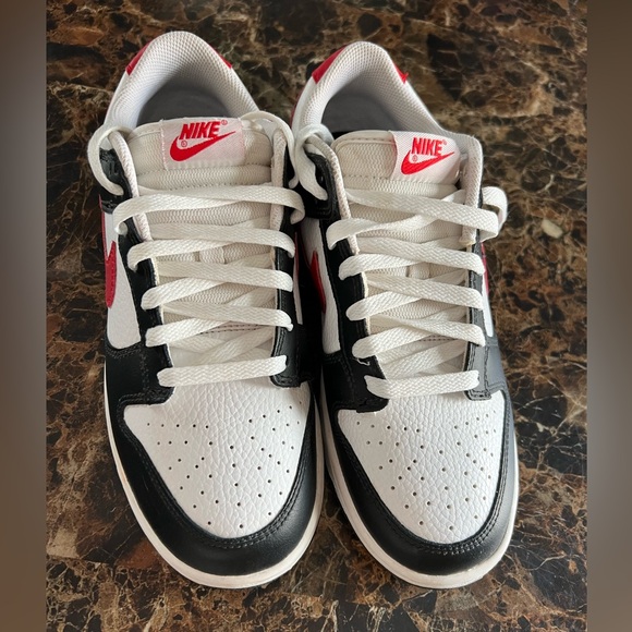 Nike Dunks - Picture 5 of 5